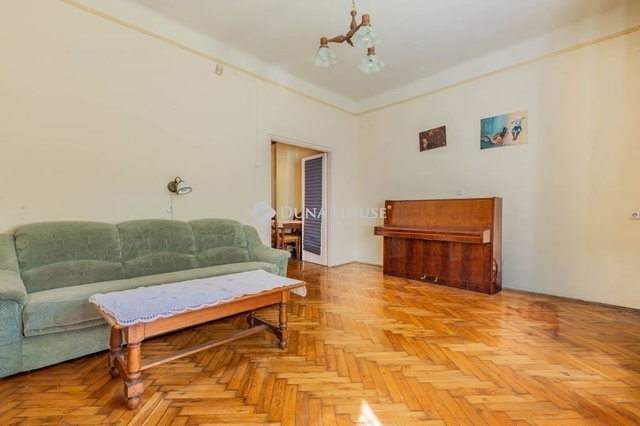 Eladó téglalakás, Budapesten, XIV. kerületben 78 M Ft, 2 szobás