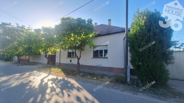 Eladó családi ház, Kiskunmajsán 39.9 M Ft, 3 szobás