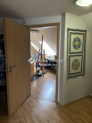 Eladó ikerház, Pécsett 97 M Ft, 5 szobás / költözzbe.hu
