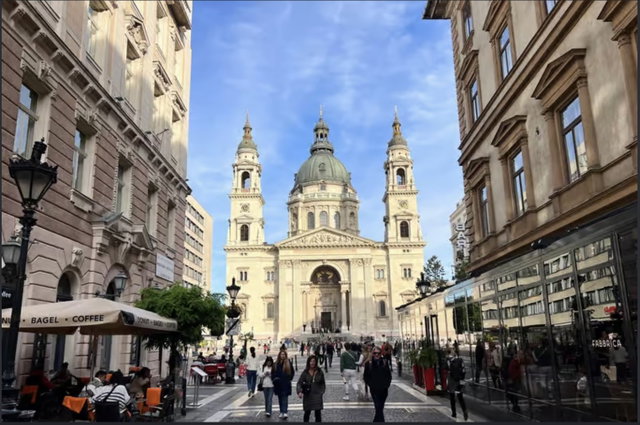 Kiadó üzlethelyiség, Budapesten, V. kerületben 850 E Ft / hó