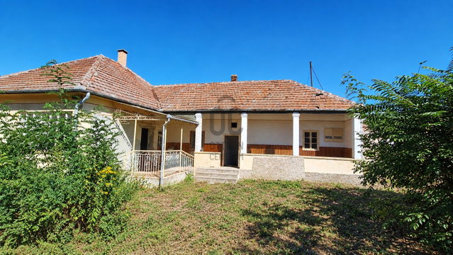 Eladó családi ház, Tápiószecsőn 29.5 M Ft, 4 szobás