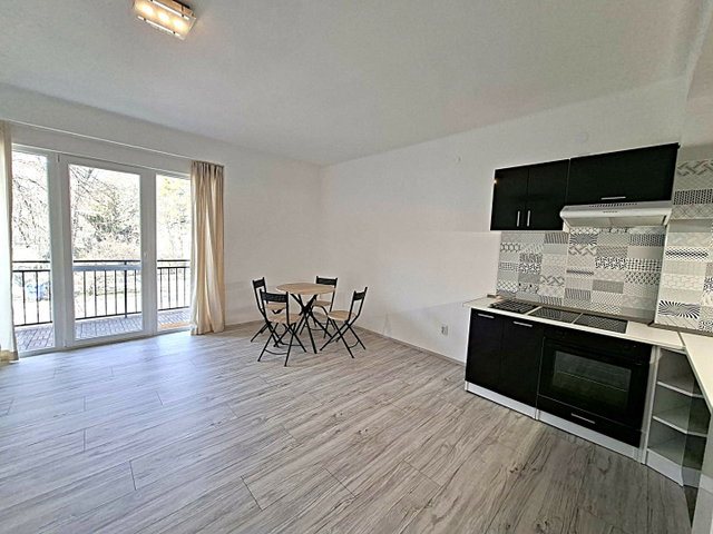 Kiadó téglalakás, albérlet, Miskolcon 160 E Ft / hó, 2 szobás