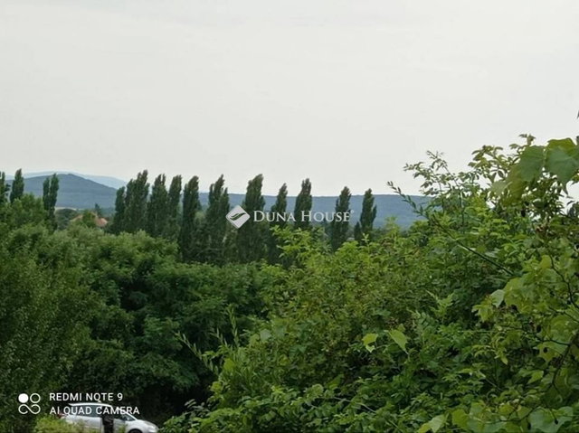 Eladó telek, Diósjenőn 4.6 M Ft / költözzbe.hu