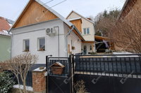 Eladó családi ház, Sopronban 99 M Ft, 8 szobás