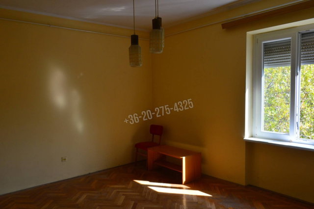 Eladó téglalakás, Dunaújvárosban 29.5 M Ft, 2 szobás