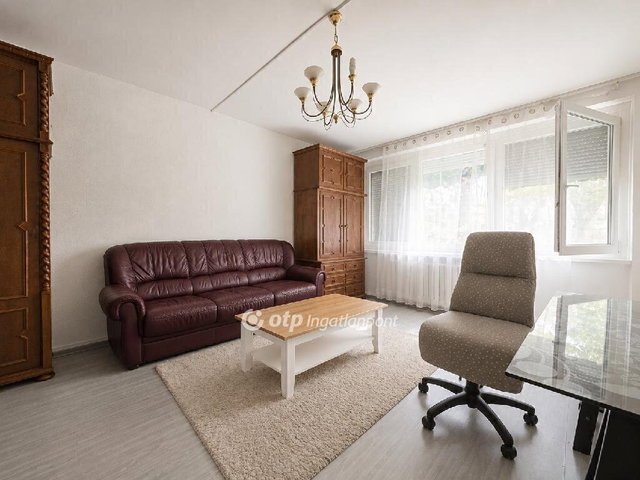 Eladó panellakás, Budapesten, X. kerületben 66.5 M Ft, 3 szobás