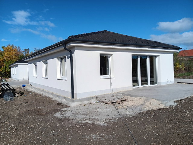 Eladó ikerház, Siófokon 89.9 M Ft / költözzbe.hu