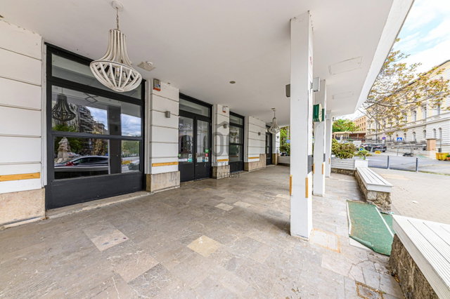 Eladó üzlethelyiség, Budapesten, II. kerületben 888 M Ft