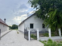 Eladó téglalakás, Szentlőrinckátán 34.999 M Ft, 4 szobás
