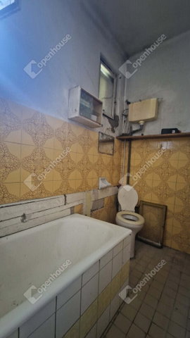 Eladó családi ház, Bakonybánkon 23 M Ft, 3 szobás