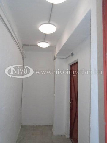 Eladó ipari ingatlan, Veszprémben 7.8 M Ft / költözzbe.hu