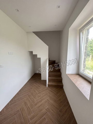 Eladó téglalakás, Petőfibányán 44 M Ft, 2 szobás