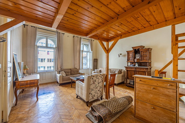 Eladó téglalakás, Budapesten, VI. kerületben 70 M Ft, 2 szobás