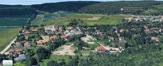 Eladó telek, Remeteszőlősön, Nagykovácsi úton 85 M Ft