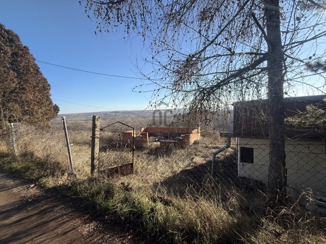 Eladó telek, Pécsett 12.9 M Ft / költözzbe.hu