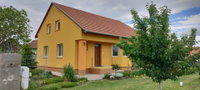 Eladó családi ház, Hódmezővásárhelyen 130 M Ft, 3 szobás