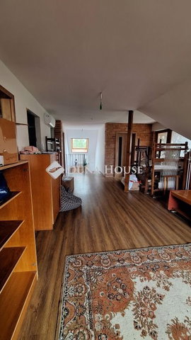 Eladó családi ház, Balatonalmádiban 129 M Ft, 7 szobás