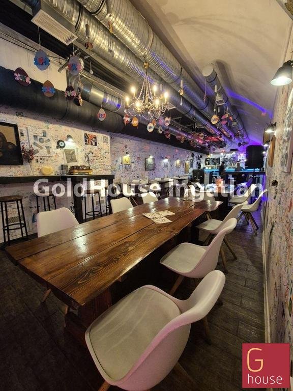 264m² · 2.190.000 ft