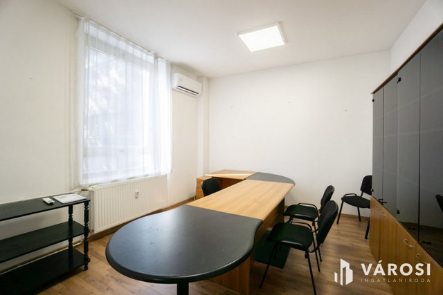 Kiadó iroda, Győrött 100 E Ft / hó, 2 szobás
