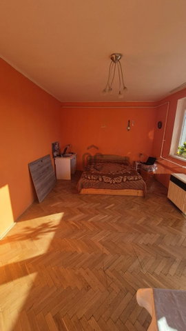 Eladó téglalakás, Szekszárdon, Erkel Ferenc utcában 36 M Ft