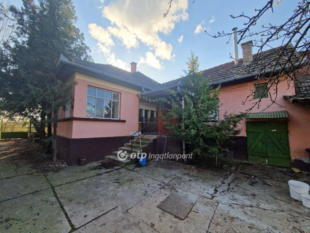 3 bed · 75m² · 29.000.000 ft