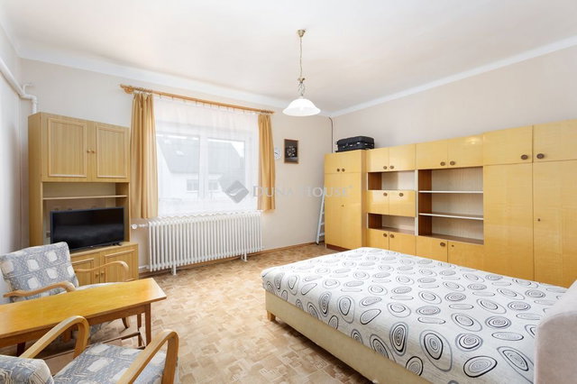 Eladó családi ház, Győrött 79.99 M Ft, 3 szobás