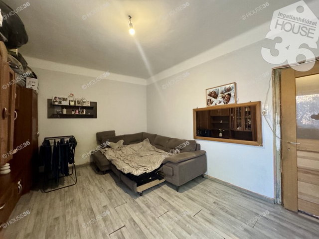 Eladó családi ház, Kecskeméten 32.9 M Ft, 3 szobás