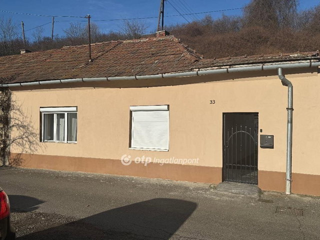 Eladó ikerház, Ostoroson 34 M Ft, 2 szobás / költözzbe.hu