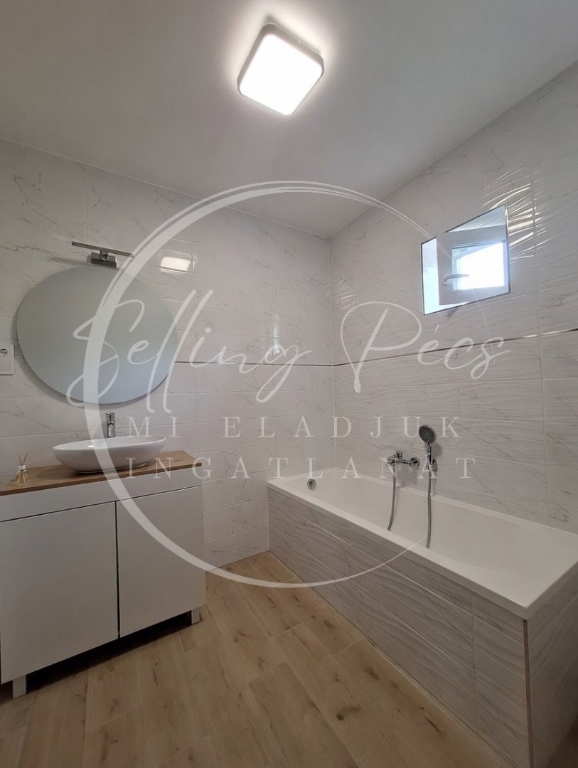 2 bed · 68m² · 67.900.000 ft