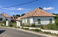 Eladó családi ház, Mencshelyen 118.9 M Ft, 5 szobás