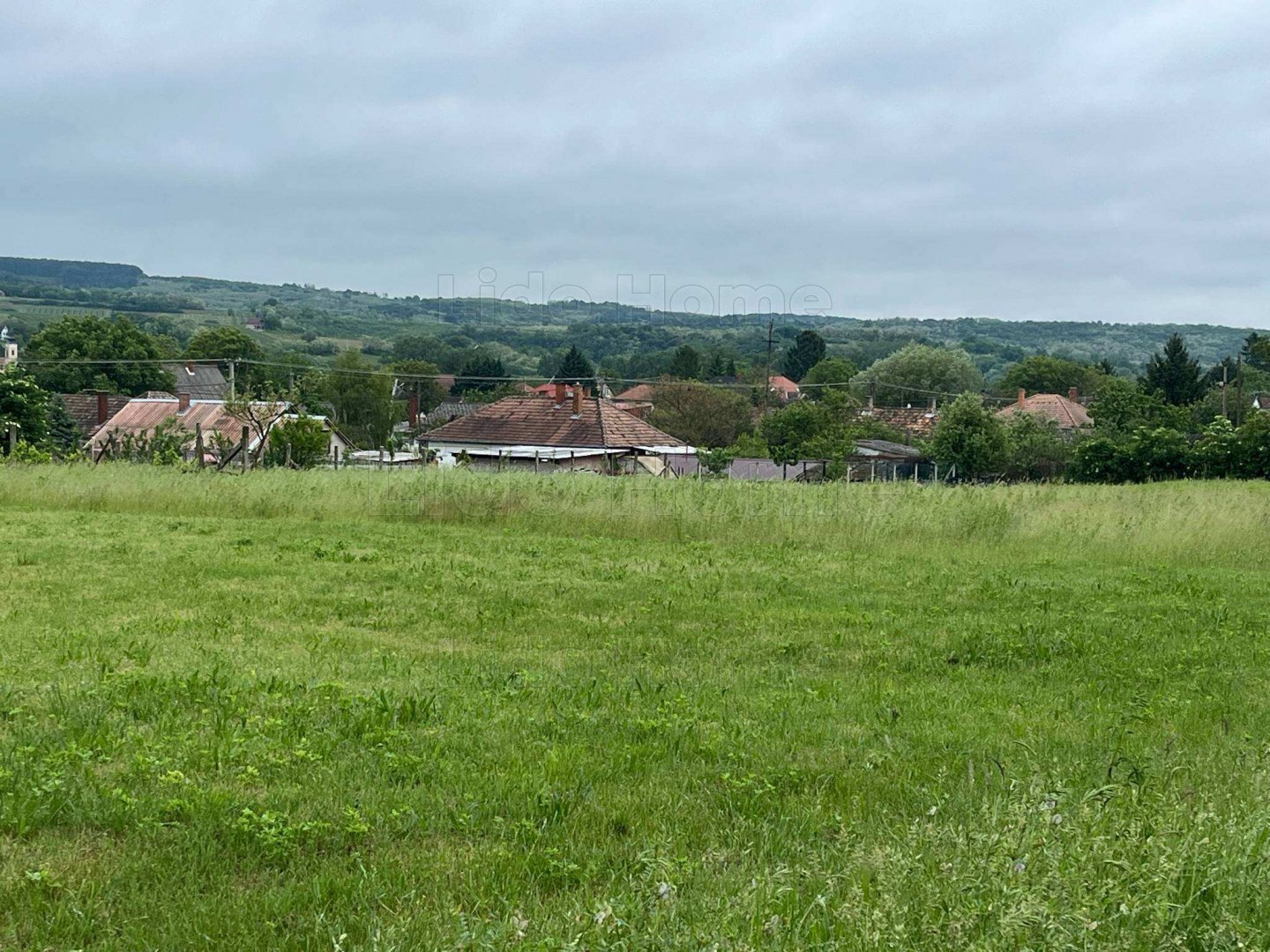 1135 m² · 9.900.000 Ft