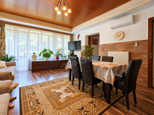 Eladó családi ház, Fertőszéplakon 120 M Ft, 8 szobás