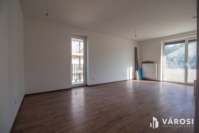 Eladó téglalakás, Budapesten, XI. kerületben 100 M Ft, 3 szobás