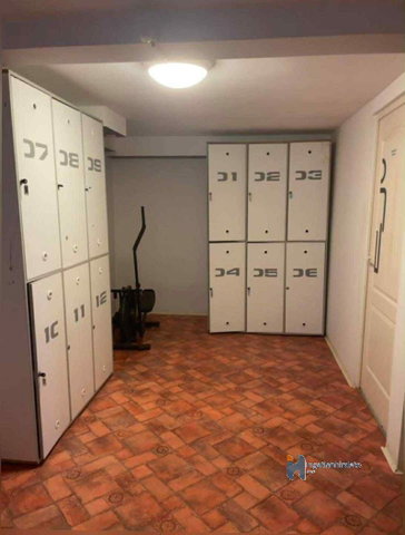 Kiadó üzlethelyiség, Zalaegerszegen 120 E Ft / hó, 4 szobás