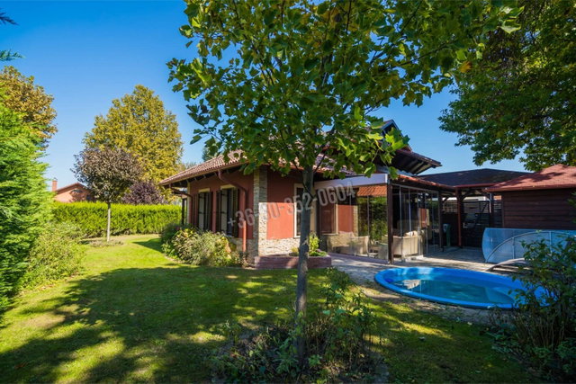 Eladó családi ház, Zamárdiban 220 M Ft, 5 szobás