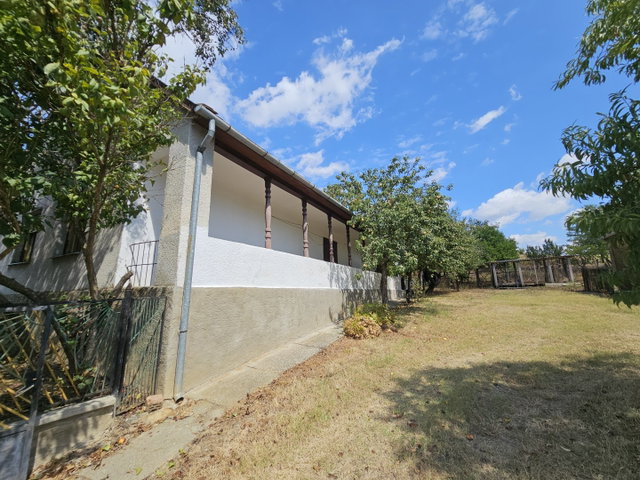 Eladó családi ház, Baranyajenőn 11.99 M Ft, 3 szobás