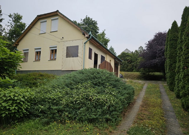 Eladó nyaraló, Igalon 65 M Ft, 1+4 szobás / költözzbe.hu