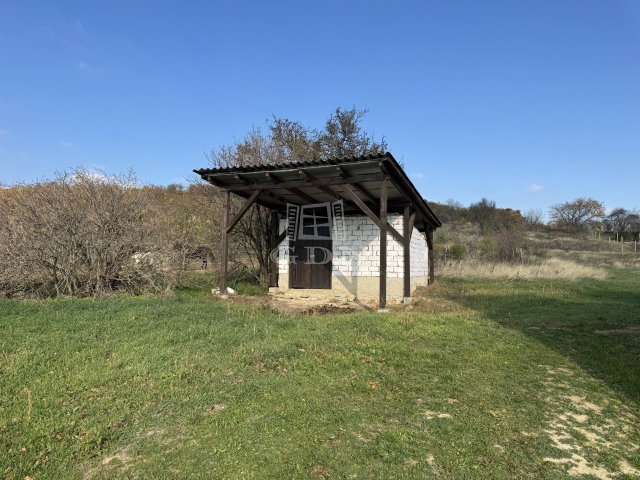 Eladó telek, Csákváron 6.9 M Ft / költözzbe.hu