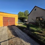 Eladó családi ház, Pécsett 69 M Ft, 5 szobás