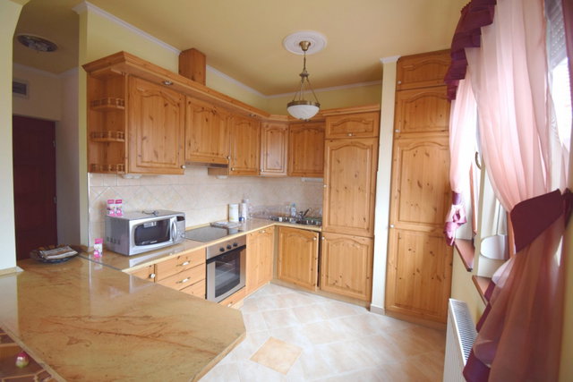 Kiadó téglalakás, albérlet, Kaposváron 185 E Ft / hó, 3 szobás