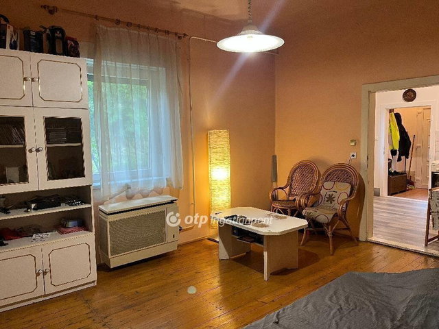 Eladó családi ház, Egercsehiben 9.9 M Ft, 1 szobás