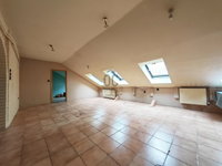 Eladó téglalakás, Székesfehérvárott 75 M Ft, 4 szobás