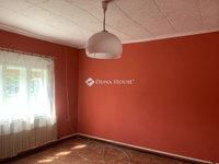 Eladó családi ház, Nován 20.9 M Ft, 3 szobás