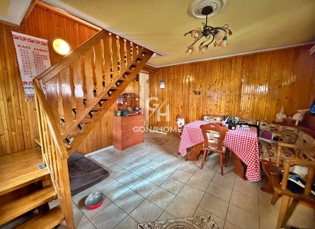Eladó családi ház, Bakonyszentkirályon 57.9 M Ft, 4 szobás