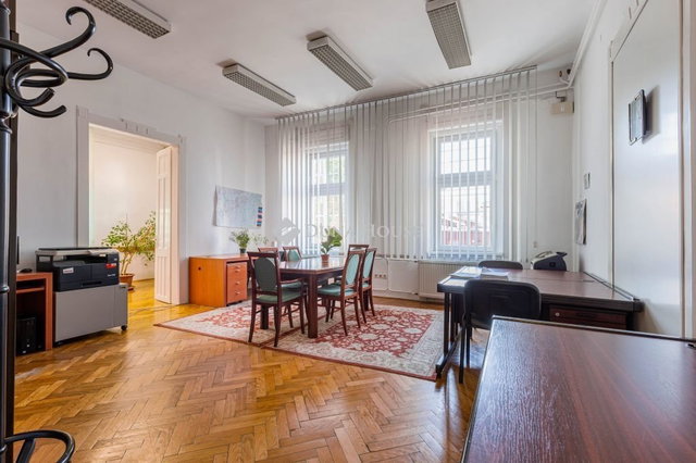 Eladó iroda, Budapesten, IV. kerületben 119.9 M Ft