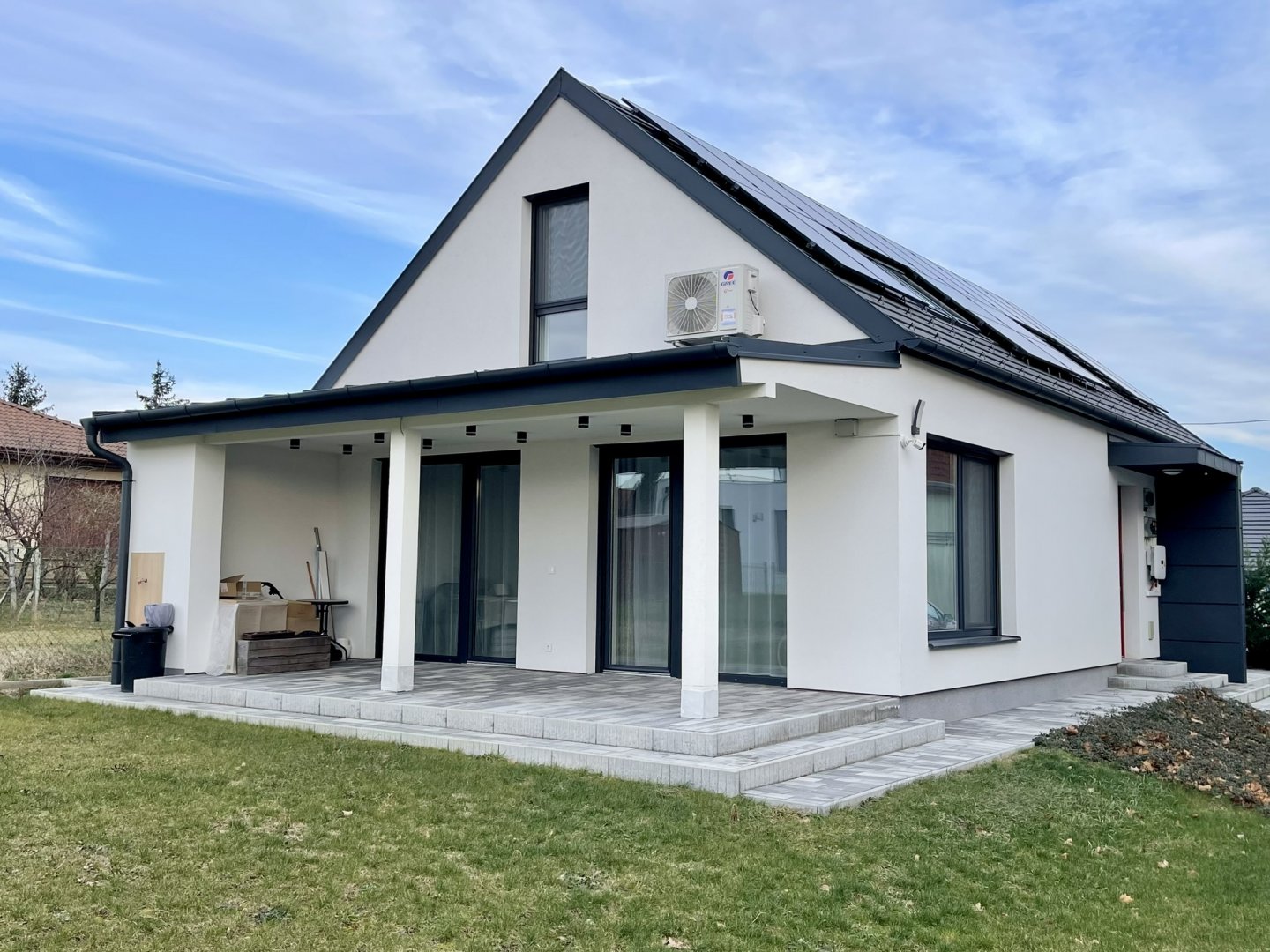 4 bed · 130m² · 134.310.000 ft