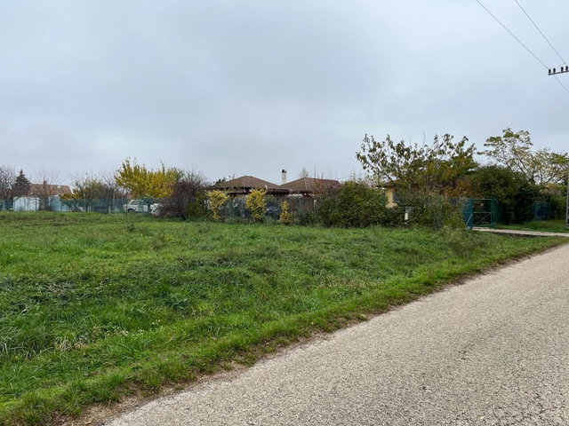 Eladó telek, Balatonszabadiban 15.8 M Ft / költözzbe.hu