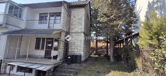 Eladó ikerház, Szentendrén 84.9 M Ft, 3 szobás