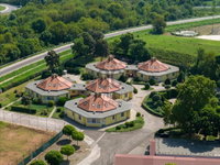 Eladó hotel, Szekszárdon 570 M Ft / költözzbe.hu