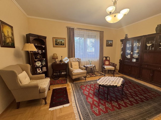 Eladó családi ház, Zalaegerszegen, Köztársaság útján 85 M Ft